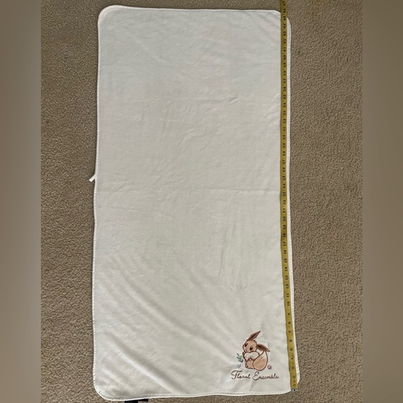 Limited Edition Pokemon Bath Towels Set - White and Green - Picture 9 of 12